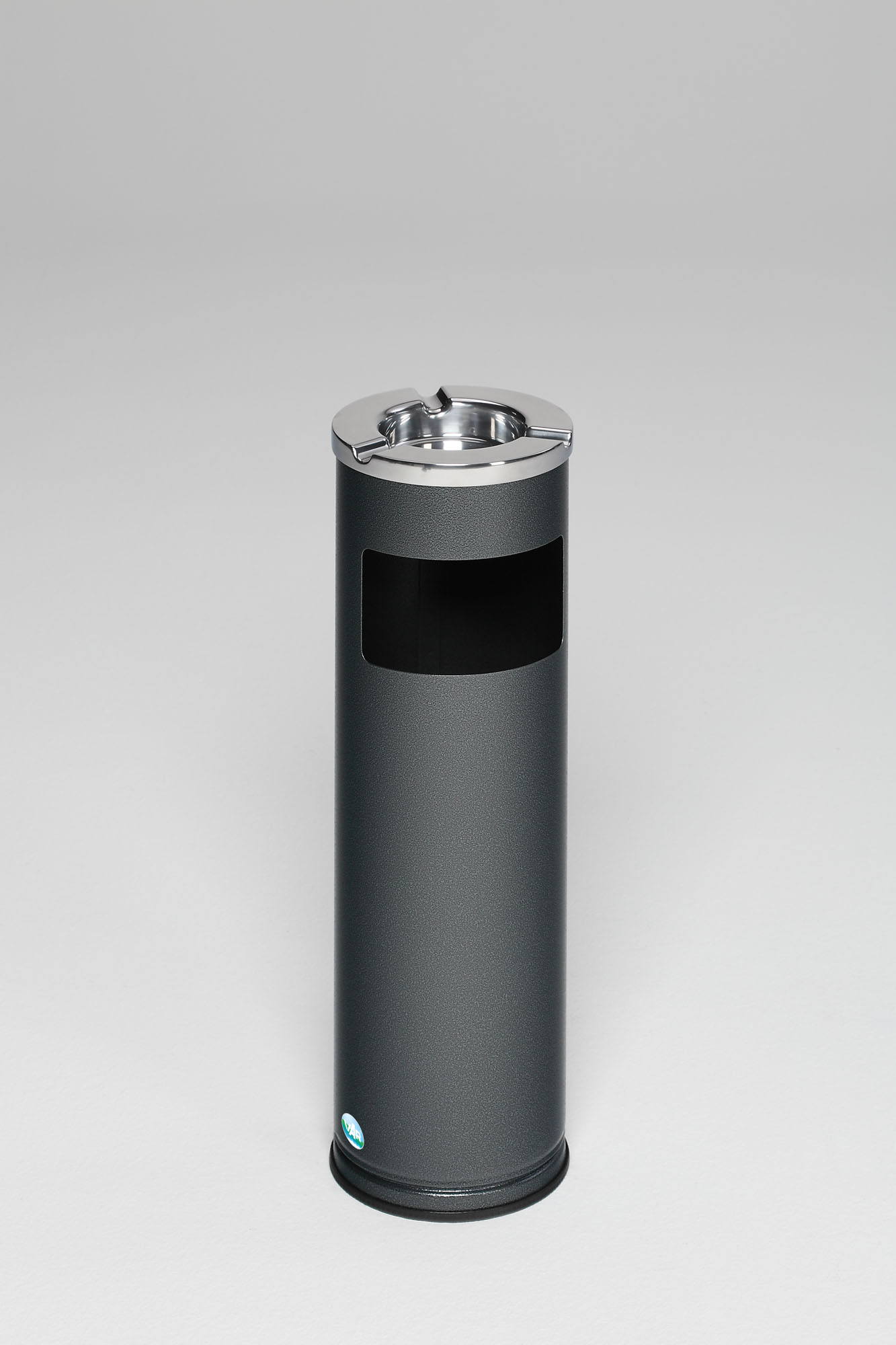 Robuster Kombiascher mit poliertem Aschereinsatz | 11,6 Liter, HxBxT 66x20x20cm | Verzinkter Stahl | Grau