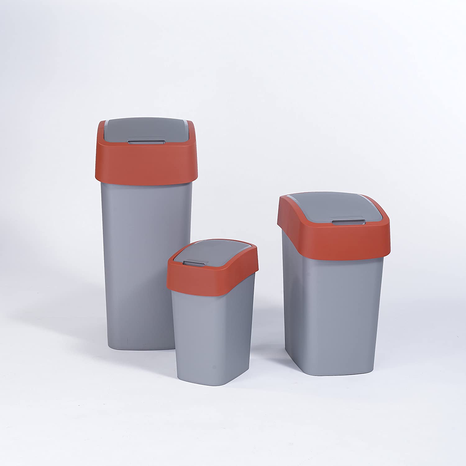 Abfallbehälter mit Schwing-/Klappdeckel | 50 Liter Fassungsvermögen | Silber/Rot